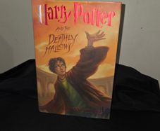 Harry Potter and the Deathly Hallows - Hardback 1st Edition