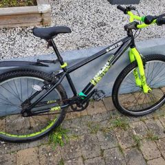 Used black and Green X Rated 3D Mesh Dirt jump Bike 26" wheel mountain bike with horn good condition