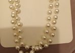 Long pearl necklace