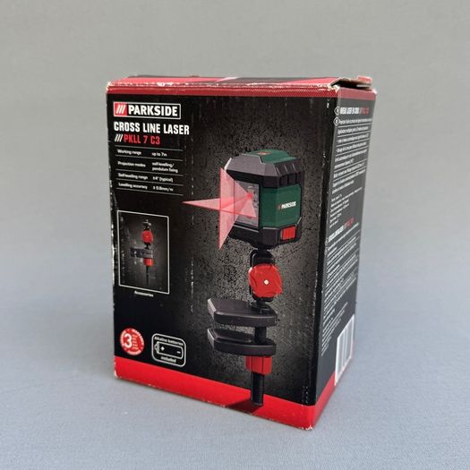 Cross line laser
