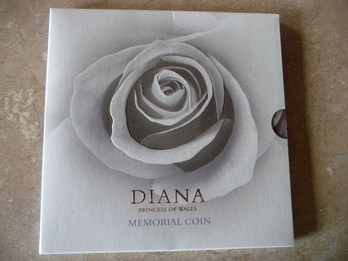 Diana, Princess of Wales, 5 Pound coin.
