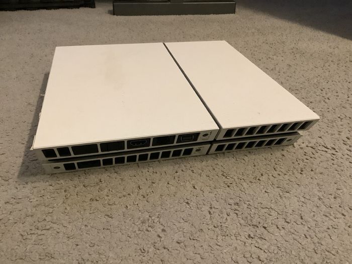 PlayStation 4 Glacier white 500Gb