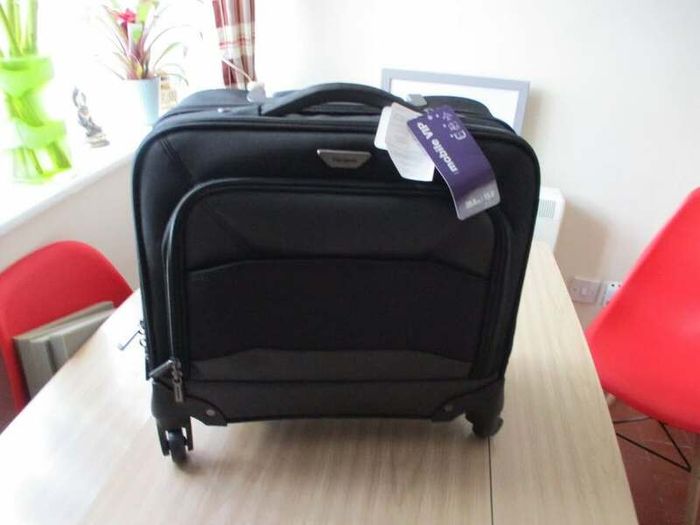 Targus Mobile Vip 15.6" Laptop Bag In Black