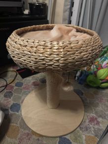 tylish Woven Cat Bed and Scratching Post