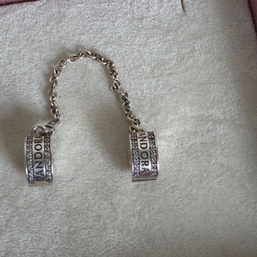 Pandora logo safety chain perfect condition fully hallmarked