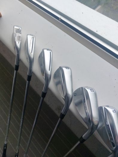 Golf clubs