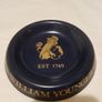 william younger ashtray ,,lovely deep blue ,great colour & advertising,,collectors piece  ,few marks ,,price includes post to anywhere in ireland, thank you. Image 4