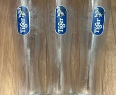 Samuel Adams Boston Lager Beer Pint Glass Tiger beer Official Pint Glass guinness hop house 13 smithwicks orchard thieves Rockshore cider Galway hooker