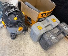 Chaser and vacuum