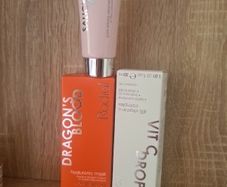 Rodial Dragon's Blood Hyaluronic Mask 50ml RRP 59E and Rodial Vit C drops 30ml and   Rodial Salicylic acid Pore refining Cleanser 20ml.   Excellent for Hydration.