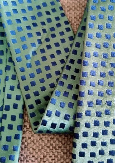 Charvet silk designer tie made in France in good condition with a small crease see last photo FREE STANDARD POSTAGE INCLUDED