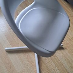 Kids desk chair