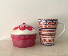 Large M&S Cupcake Note paper