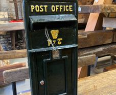 Post box p&t slim back