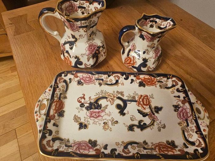 Vintage Mason's Ironstone Matching 2 Jugs & Tray