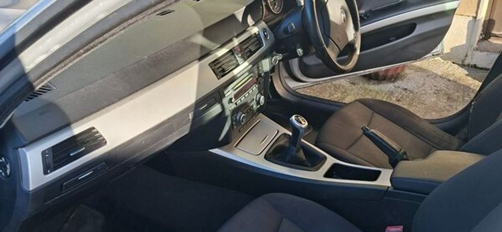 BMW 3-Series 2009