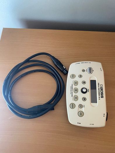 Boss VE-5 Vocal Performer+ XLR Cable + Stand Tray