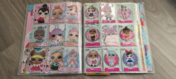 LOL Doll  Collectors Album  with trading cards