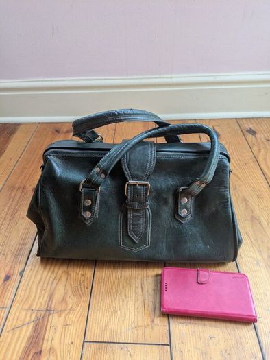 Vintage travel bag