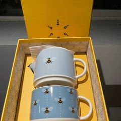 Tipperary Bees tea set for one 'Tipperary Crystal '