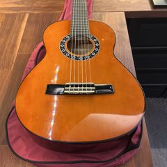Child's guitar 85cms with case
