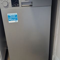 Brand new Beko Slimline Dishwasher (45cm) - Silver