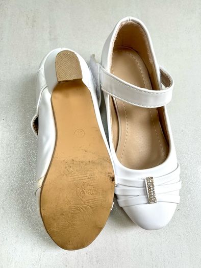 size 33 (1) girls white mid heel princess shoes