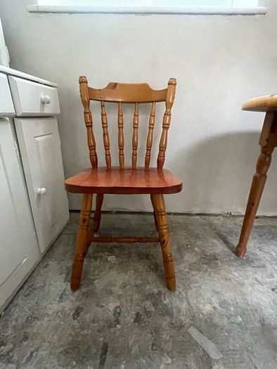 Pine Table