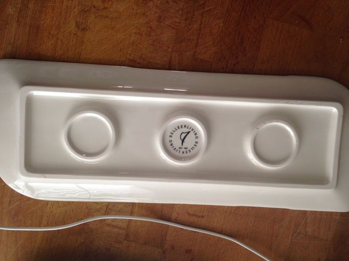 Belleek living tealight candle holder