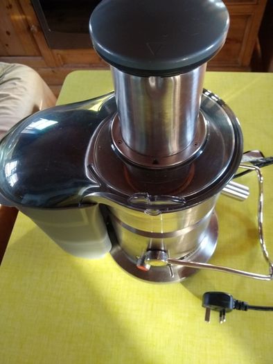 Breville JE4 Commercial Juicer