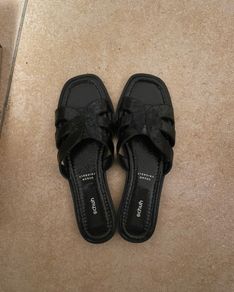 Black Sandals