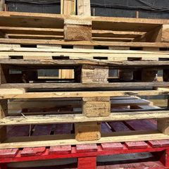 11 EPAL wooden Pallets