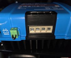 victron dc to dc charger 30 amp