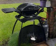 Weber Q2000 Gas BBQ