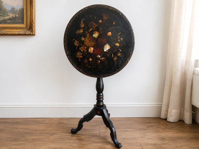 19th Century French Victorian Mother-of-Pearl Centre Table