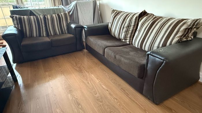 Sofa 3&2