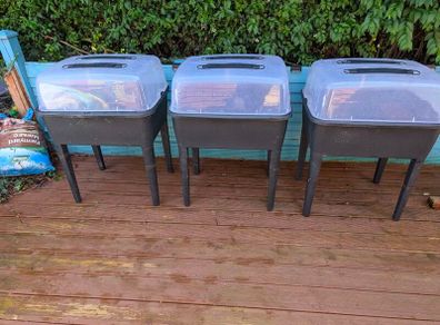 3 Grow Tables