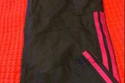 Girls adidas 3/4 length bottoms age 9/10