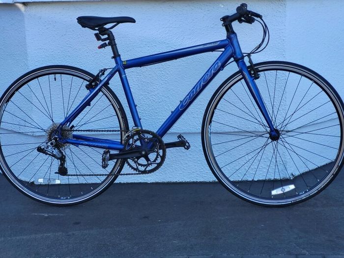 Carerra Gryphon Flatbar Road Bike In Excellent Condition. No Offers