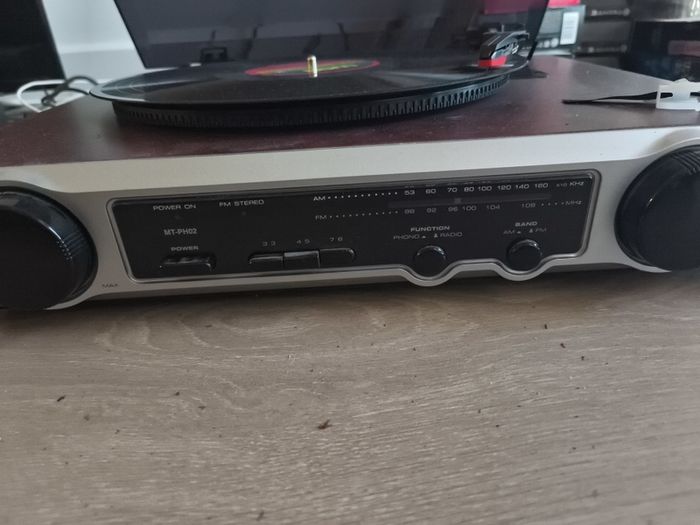 Record player/radio