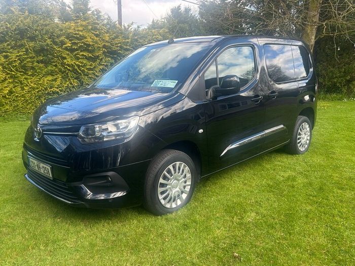 2023 Toyota Proace City GX 1.5 SWB + VAT 1000 KG