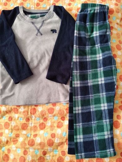Bundle of boys clothes age 3 to 4 years