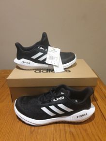New Adidas EQ21 Run size 5uk ( unisex)