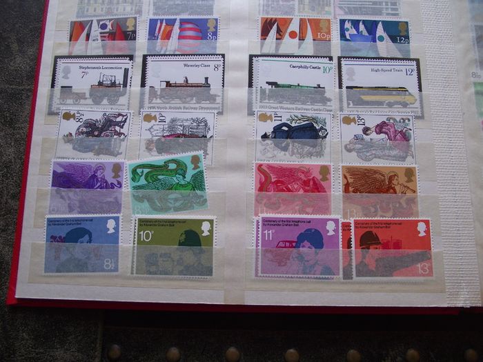 Collection of Mint Elizabeth II stamps, blocks and strips (1946-1990s)