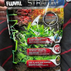 aquarium substrat Fluval Stratum