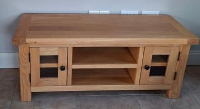 Devon Oak large TV unit