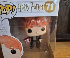 Funko Pop! Ron Weasley 71 , Hogwarts Uniform (Mint, Never Opened)