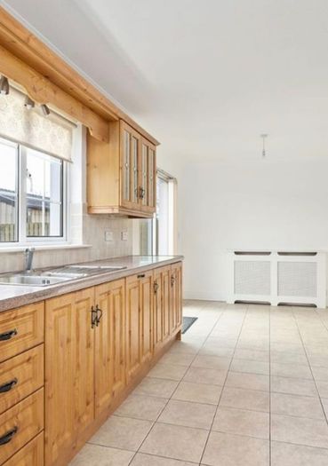 Kitchen Cabinet