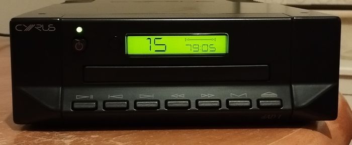 CD Player, Cyrus daD 1
