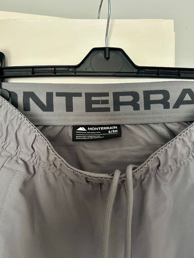 Monterrain Size S Grey Tracksuit